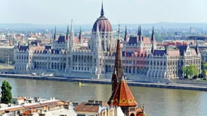 Унгарската влада најавува 300 милиони долари помош за угостителите