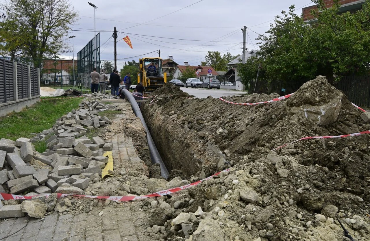 Целосно се обновува главната водоводна мрежа во Кадино