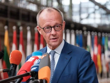 МЕРЦ НЕ СЕ ОТКАЖУВА ОД ИДЕЈАТА ЗА ЕУ: Украина и Западен Балкан да добијат придружен статус