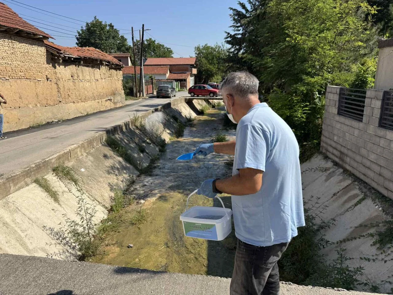 Вонредна дезинсекција во Драчево: Денеска акција против ларви, во петок третман против возрасни комарци