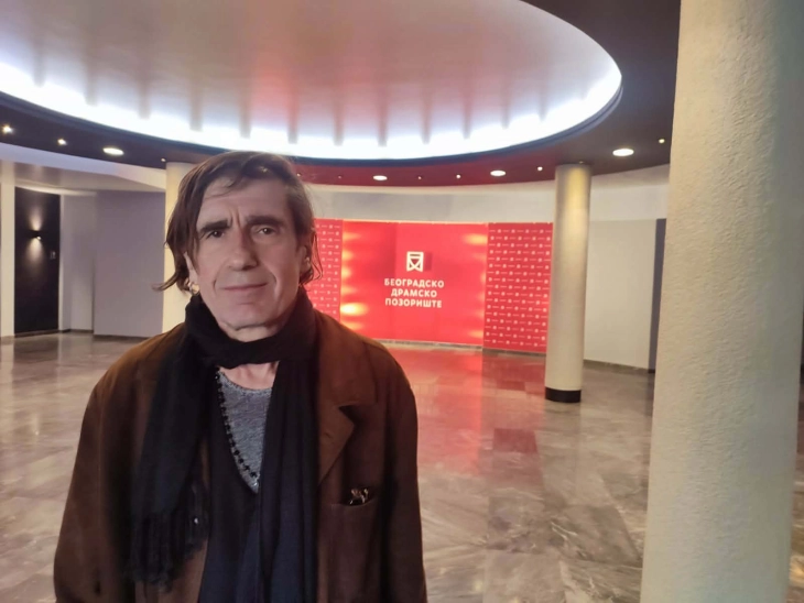 Дуковски за неговата „Црно злато“: Главниот лик имплицира на борба и право на идентитет, слобода и избор. Ниту мудроста  е лек, ниту староста помага