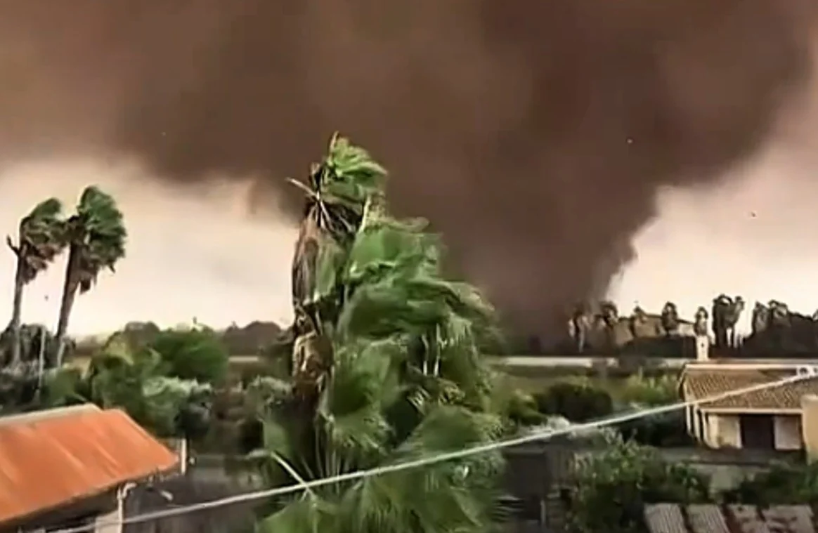 (Видео) Две торнада ја погодија Сицилија, десетици повредени
