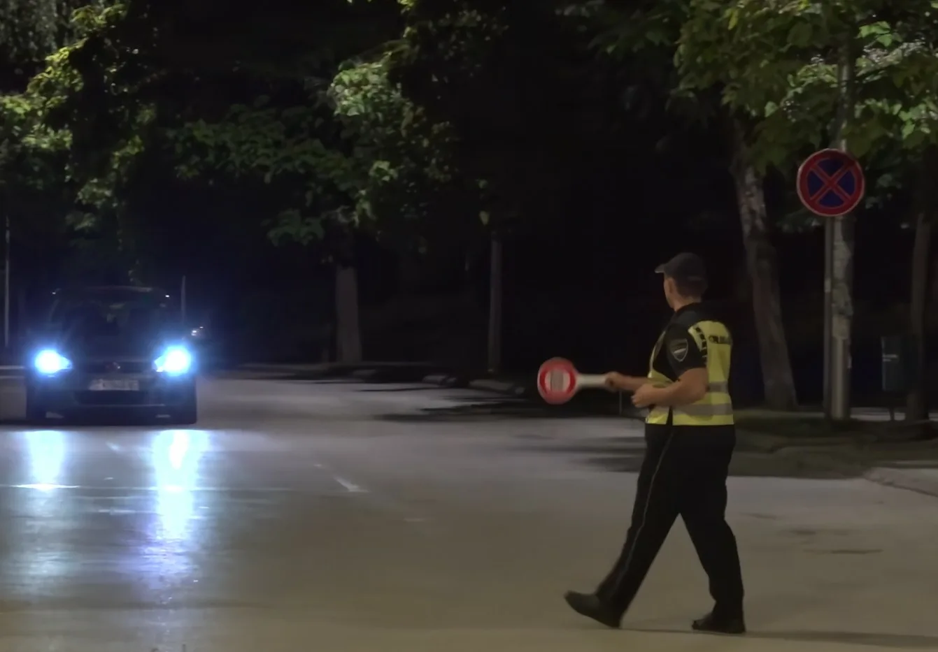 Опасно дивеење на патот: Девојка приведена откако 174 км/ч била фатена на радар на место каде што се возело 80