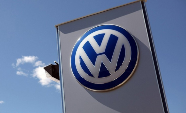 Volkswagen планира да укине 100.000 работни места и да затвори четири фабрики во Германија