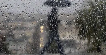 ВРЕМЕТО ДЕНЕСКА: Променливо облачно со дожд и засилен северен ветер