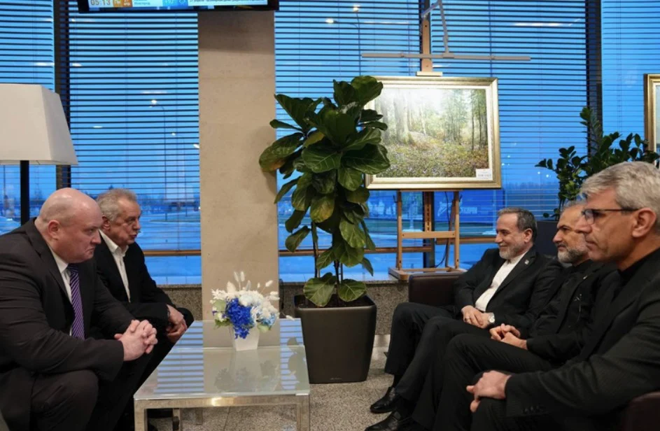 Зошто иранскиот министер допатува во Русија на средба со Путин?