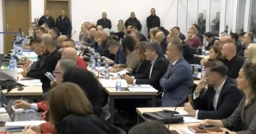 СВЕДОШТВО НА ПОЖАРНИКАР: Пристигнавме во „Пулс“ пет минути по дојавата, на влезната врата имаше заглавени лица кои бараа помош