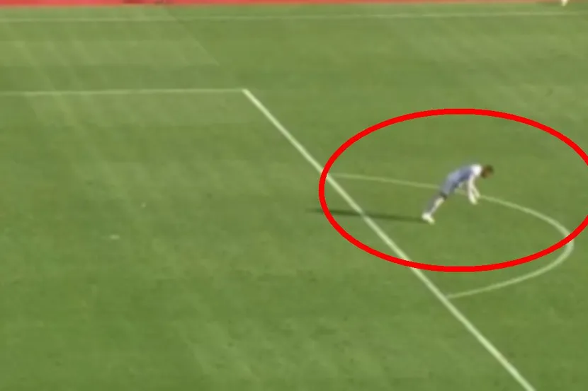 Голманот на Судан колабираше на теренот, па се освести и бранеше цел меч и не прими гол (Видео)