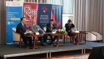 Македонско-албанскиот бизнис-форум: Подобро поврзување и укинување на царините за зголемување на трговијата и размената