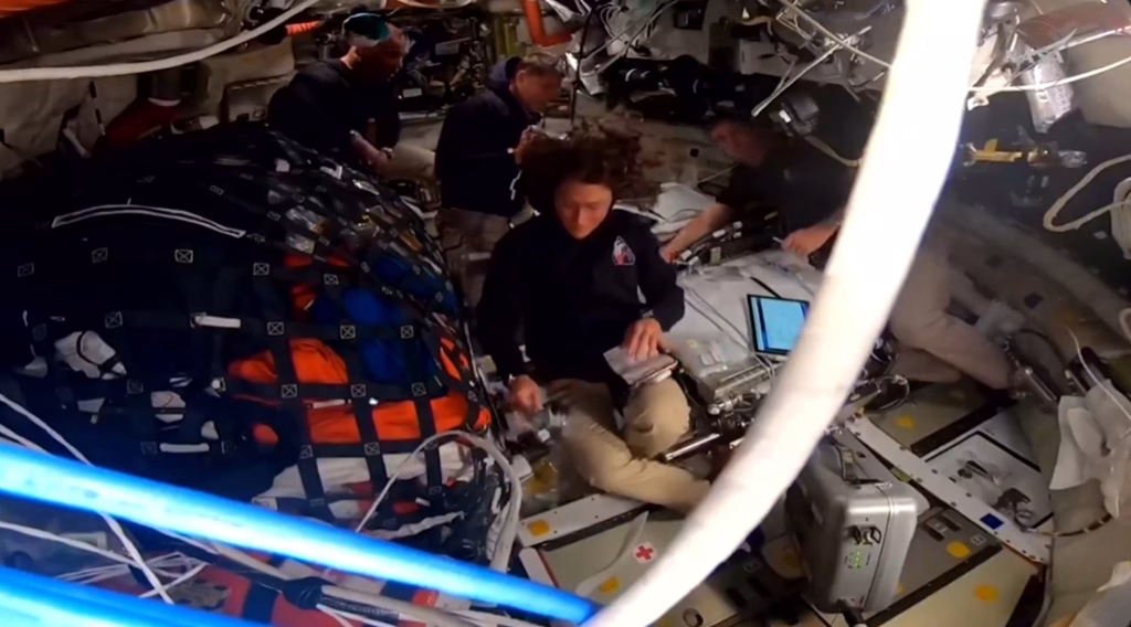 ВИДЕО Погледнете го моментот кога е соборен рекордот на Артемис II!