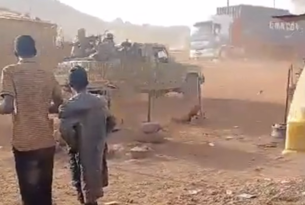 Русија тврди: Спречен обид за државен удар во Мали по координирани терористички напади