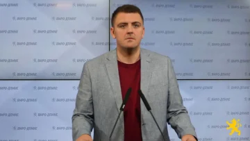 Попов: Герасимовски и СДС од фрустрација поради поразот кој им е близу, наместо со глувците во Центар се занимаваат со лични напади