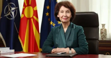 Претседателката Сиљановска-Давкова е во тридневна официјална посета на Хрватска