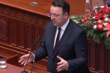 Николоски: Апелирам до ЕУ, македонските превозници да бидат ослободени од новите правила за влез во шенген зоната со цел македонската економија да не трпи удари