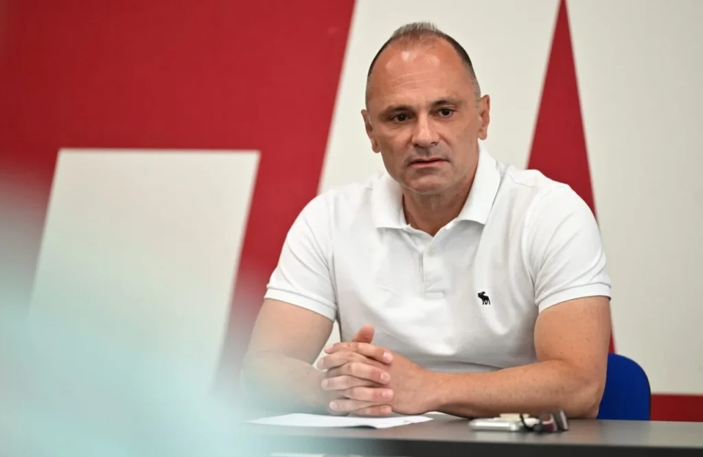ВМРО-ДПМНЕ: Кога сме кај одморите, чесно е СДС да каже каде е Венко Филипче, во Грција или во Бугарија?
