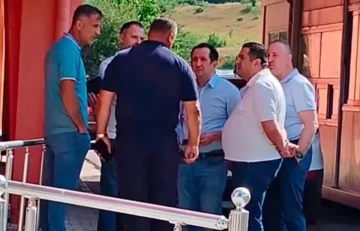 ВЛЕН БАРА ОБЈАСНУВАЊЕ ОД АЛБАНСКИТЕ ВЛАСТИ: Тројца функционери на партијата задржани на Ќафасан