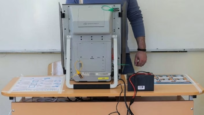 Слаба излезност во Бугарија: Само 2 отсто од граѓаните гласале до 9 часот