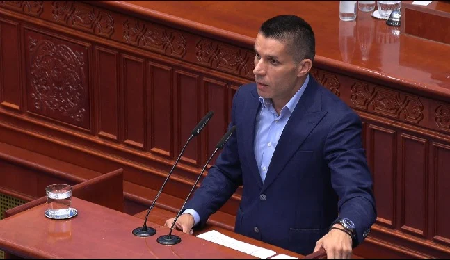 (Видео) Николовски: Додека регионот оди напред, добиваат милијарди од ЕУ, Македонија останува заглавена во место