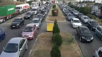 УТРЕ ШТРАЈКУВААТ ГРЧКИТЕ ЦАРИНИЦИ: Границите ќе бидат затворени четири часа