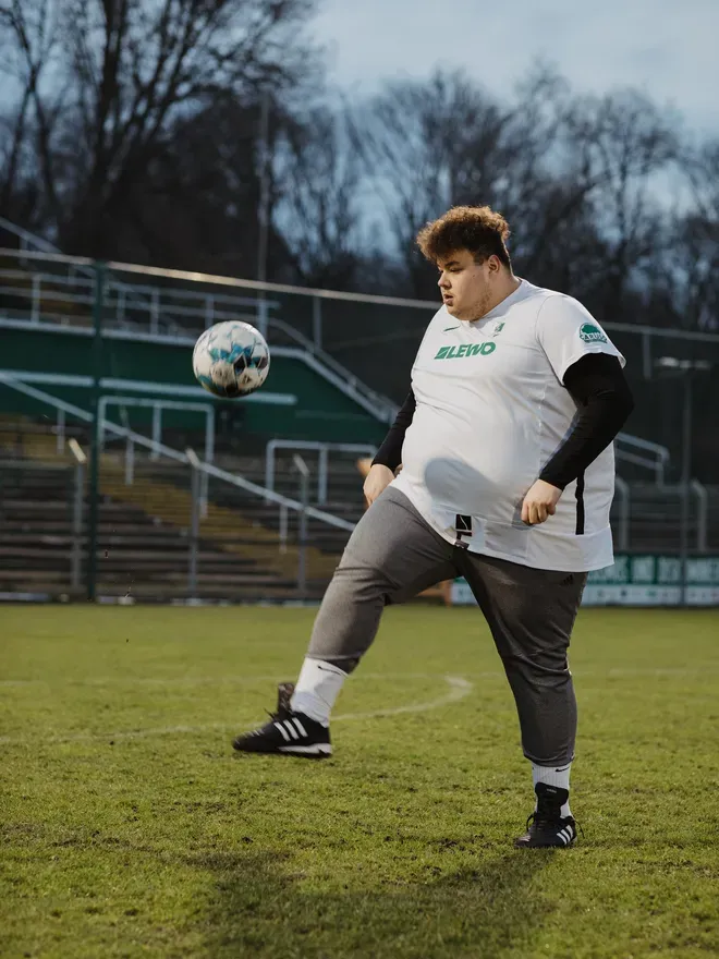 Буцкото со најшармантни слободни удари