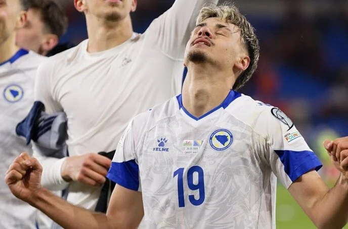 Леверкузен го потврди трансферот на босанскиот вундеркунд Алајбеговиќ