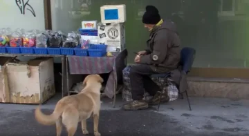 Почина чичко Драги, човекот кој се грижеше за уличните кучиња од Рекорд