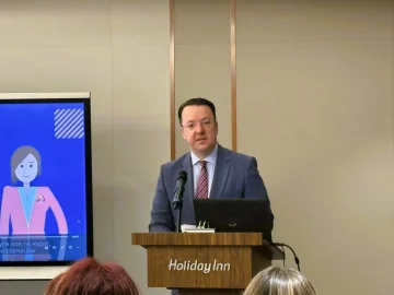 Николоски: „Пошта“ ќе добие 100 возила, наша цел е таа да расте и напредува