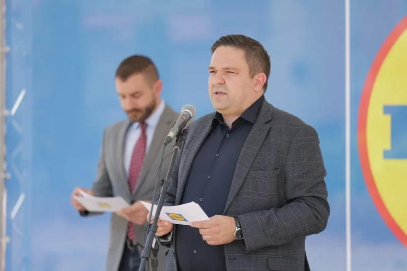 И Струмица го добива својот „Lidl“: Поставен камен-темелникот на новиот маркет