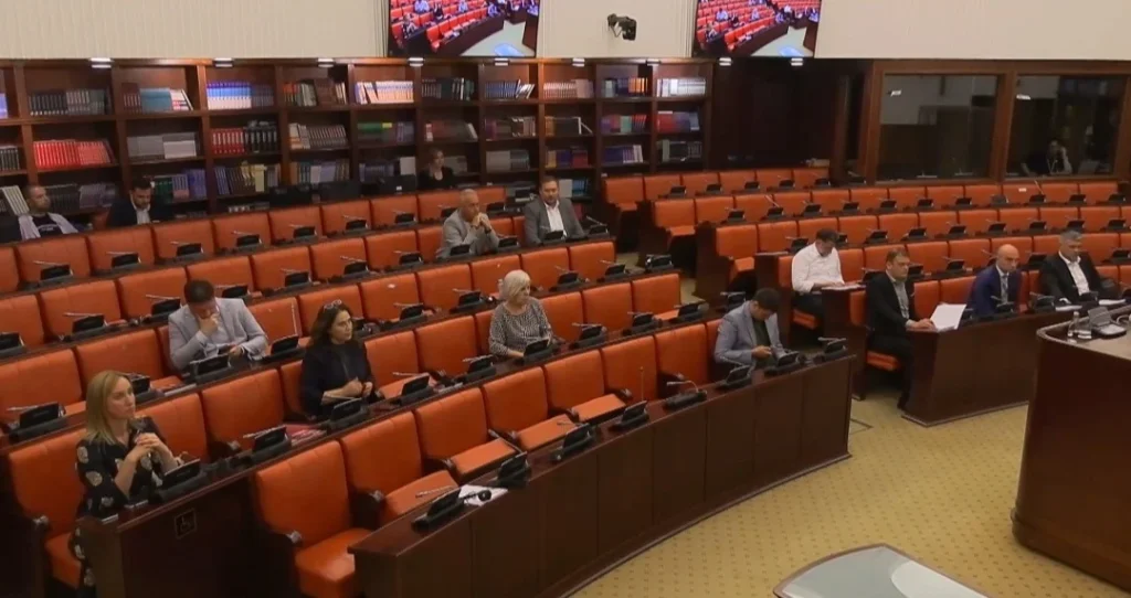 Комисиите во прво читање ги поддржаа законите за судска и јавнообвинителска служба: Нов статус, кариерен развој и нов систем на плати