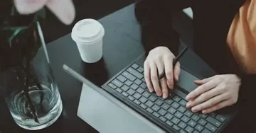 Шпанија воведува работна недела од 35 часа за државните службеници