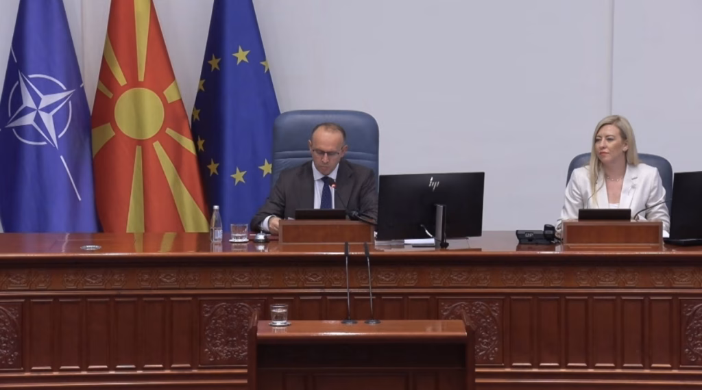 Со 69 гласа: Изгласани новите министри во Владата!