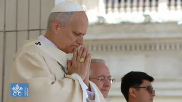 ДАЛИ ЌЕ ГО ПОСЛУШААТ: Папата повика на божиќно примирје