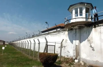 СТРАЗБУР ПРЕСЕЧЕ ВО КОРИСТ НА ЗАТВОРЕНИК: Државата ќе му плати 11.000 евра дека бил тепан во „Идризово“