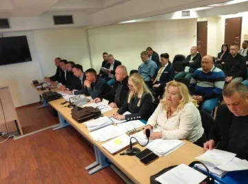 ПРЕСУДА НА 5 МАЈ: Обвинителството тврди дека има пропусти и имотна корист, одбраната негира вина на тројцата полицајци од Кочани