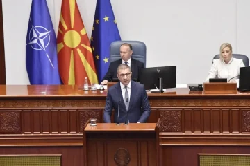 СОБРАНИЕТО ИЗБИРА МИНИСТЕР БЕЗ РЕСОР: Мицкоски порача дека институциите се отворени за сите со знаење и подготвеност за одговорност