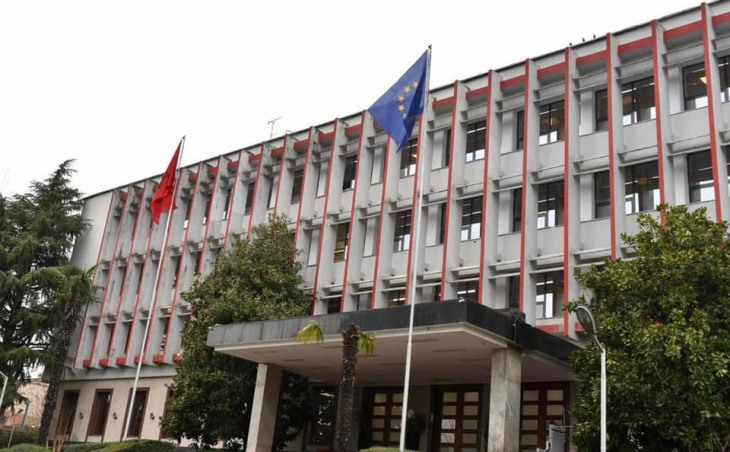 Албанија го отфрли барањето за повлекување на дипломатите од Киев, го осуди и инцидентот со паднатиот дрон во Романија