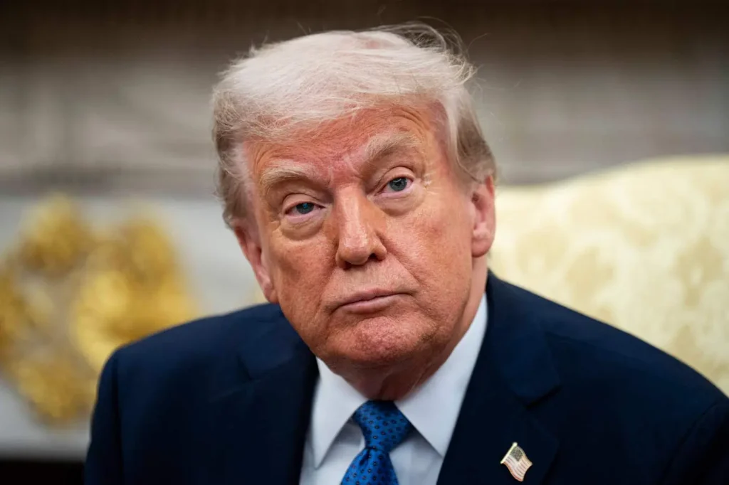 Трамп го предупреди Иран дека ќе го срамни со земја ако се обидат да организираат атентат врз него