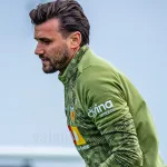 Димитриевски се извинил на соиграчите во Валенсија!