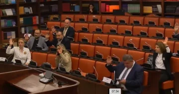 13.000 ДЕНАРИ ПОМАЛКУ ЗА ФУНКЦИОНЕРИТЕ, ОБВИНИТЕЛИТЕ, СУДИИТЕ: Комисијата ги изгласа новите коефициенти за платите