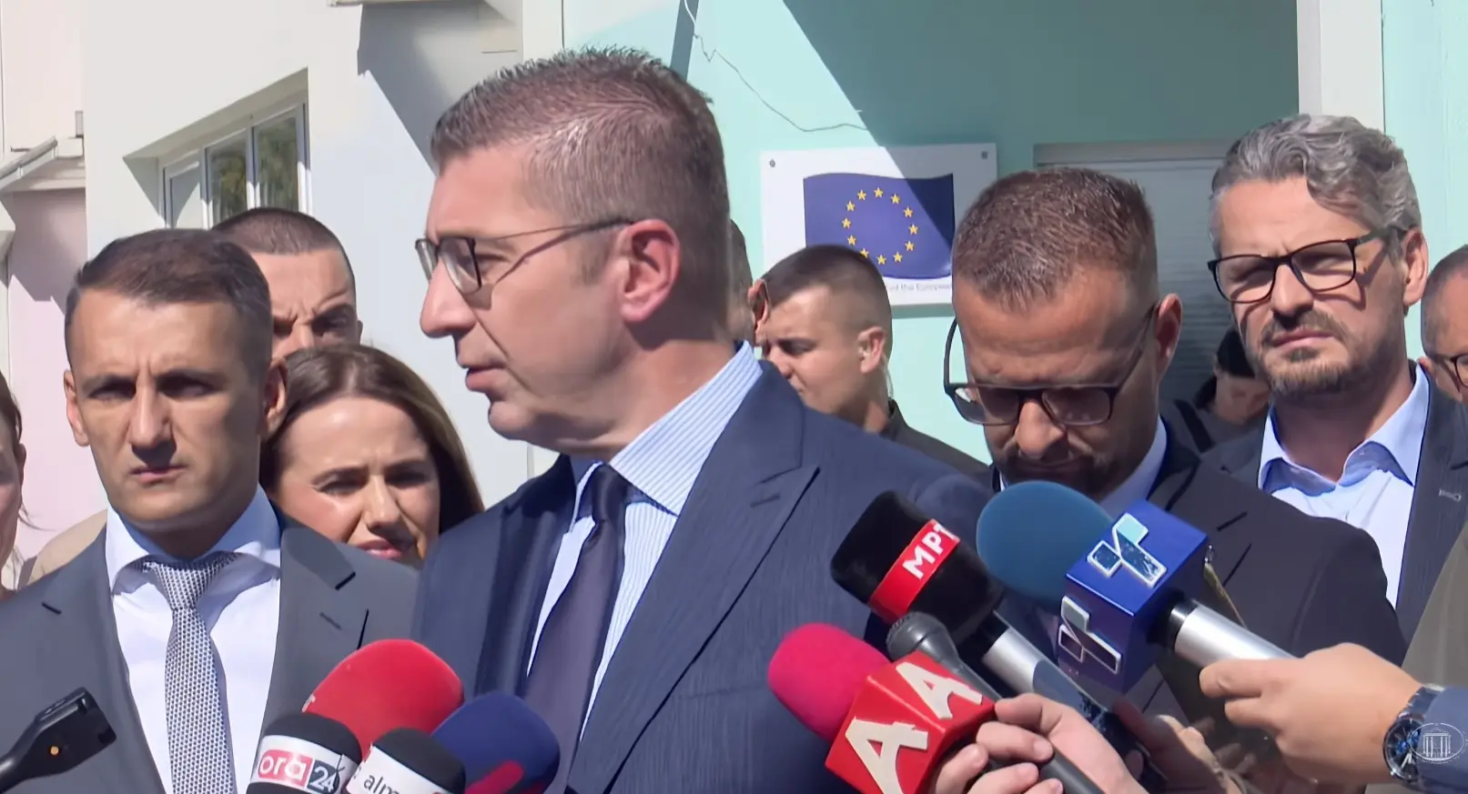 Мицкоски: Претседателката на Европската комисија Фон дер Лајен ја оцени како инспиративна работата на Владата во реформите и патот за ЕУ