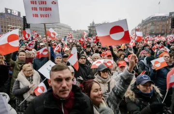 ПОРАДИ ГРЕНЛАНД: Трамп со царини за 8 европски држави