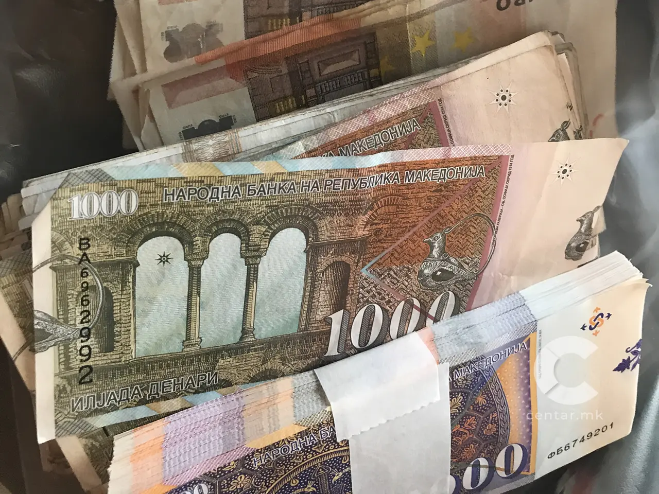 АНАЛИЗА: РАБОТЕЛЕ 40 ГОДИНИ, А СЕГА БРОЈАТ ДЕНАРИ – Зошто мирната старост за многу пензионери во Македонија останува недостижна?