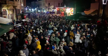 Сплотени граѓани и празнична атмосфера на новогодишниот дочек во Кичево
