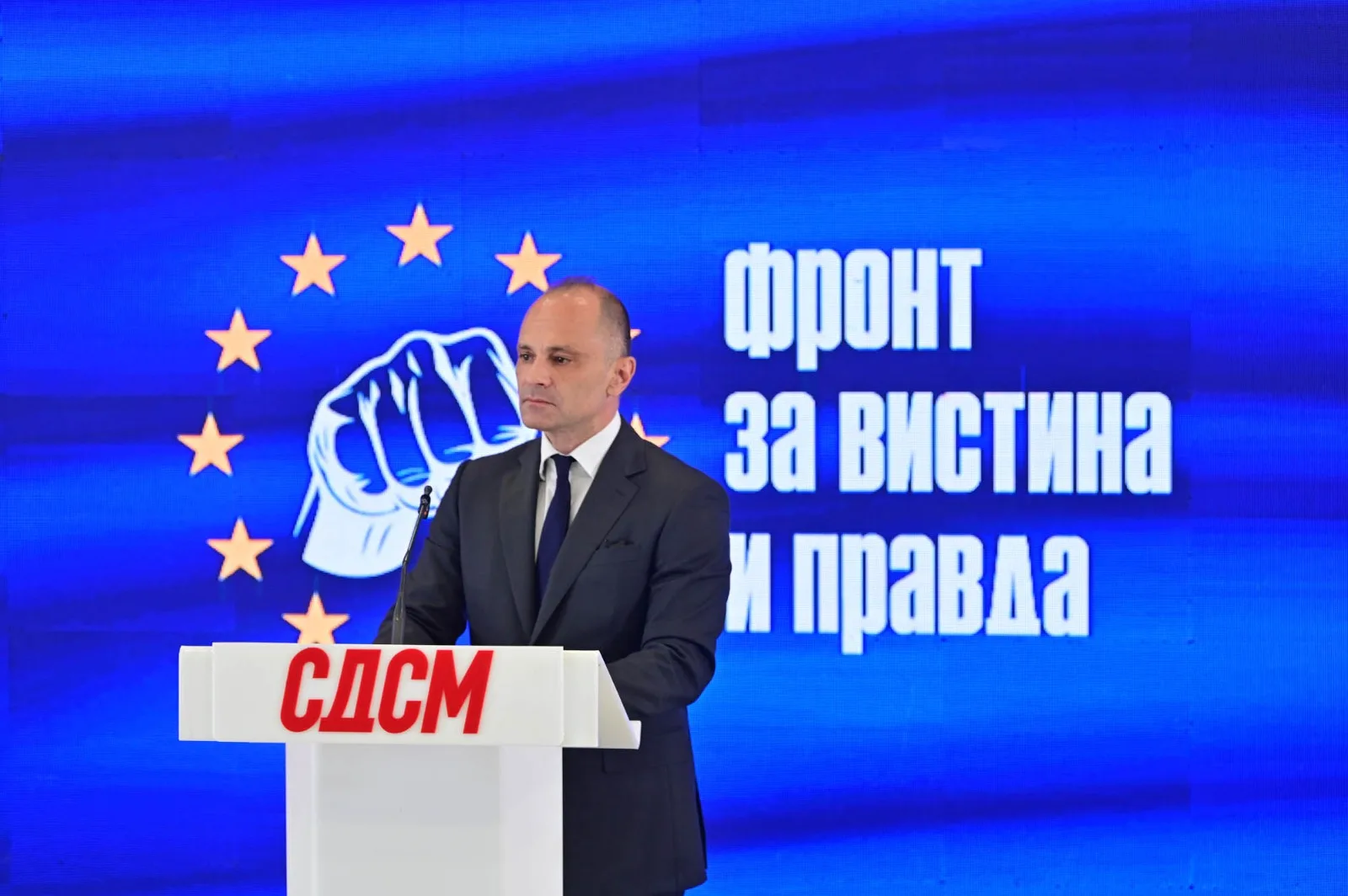 Филипче: Скандал е да протекувањето информации, и Стоилковиќ е соработник на српските служби и „Ноќните волци“ на Путин, тоа е концептот на власта