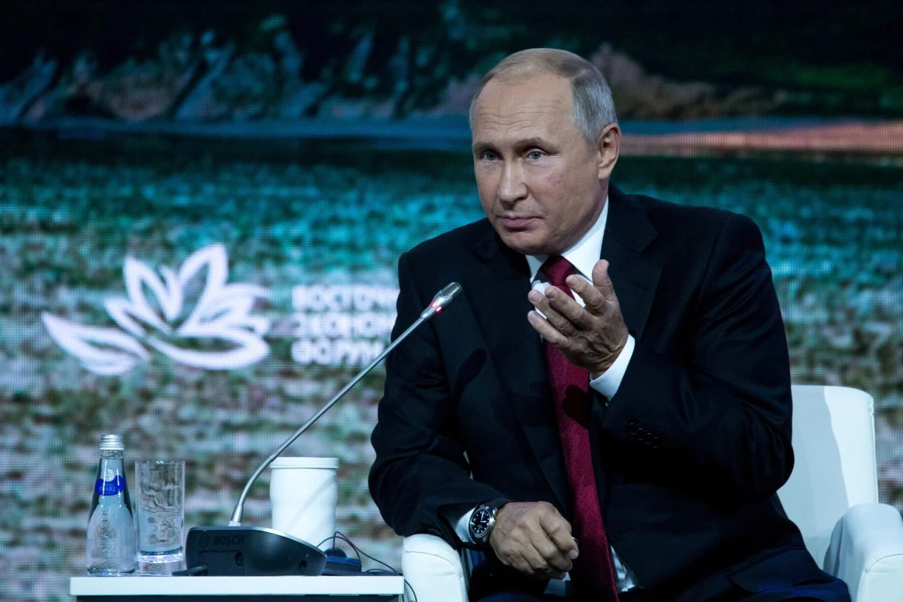 Кремљ: Путин нема побарано донации од олигарсите поради војната во Украина