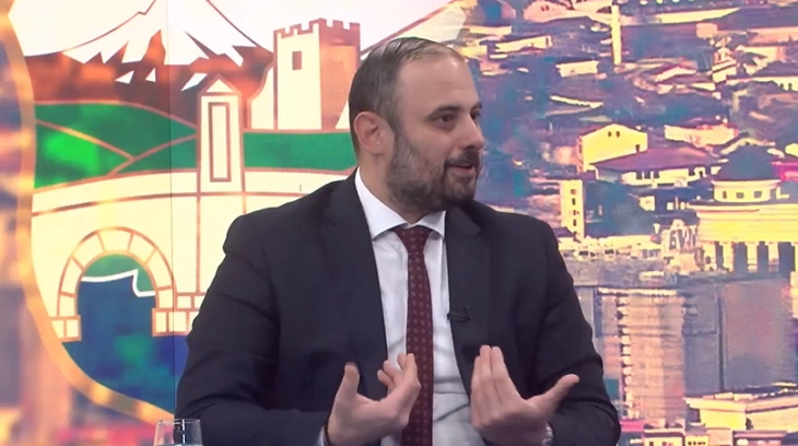 Ѓорѓиевски: До април 40 нови камиони за „Комунална хигиена“, до првата половина на годината нови автобуси