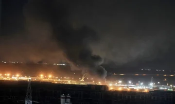 РАСТЕ СТРАВУВАЊЕТО ОД ЕНЕРГЕТСКИ ШОК: Иран запали два танкера во ирачките води