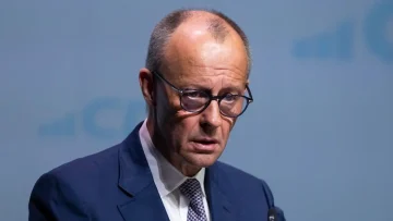 МОЖНИ ОТСТАПКИ НА ТЕРИТОРИИ: Мерц за условите за европскиот пат на Украина