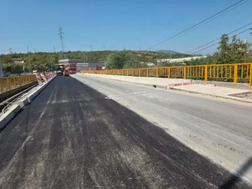 ПРЕД ПРЕДВИДЕНИОТ РОК ЗАВРШЕНА САНАЦИЈАТА НА МОСТОТ НА МАРКОВА РЕКА: Скопјани ќе можат да го користат од утре
