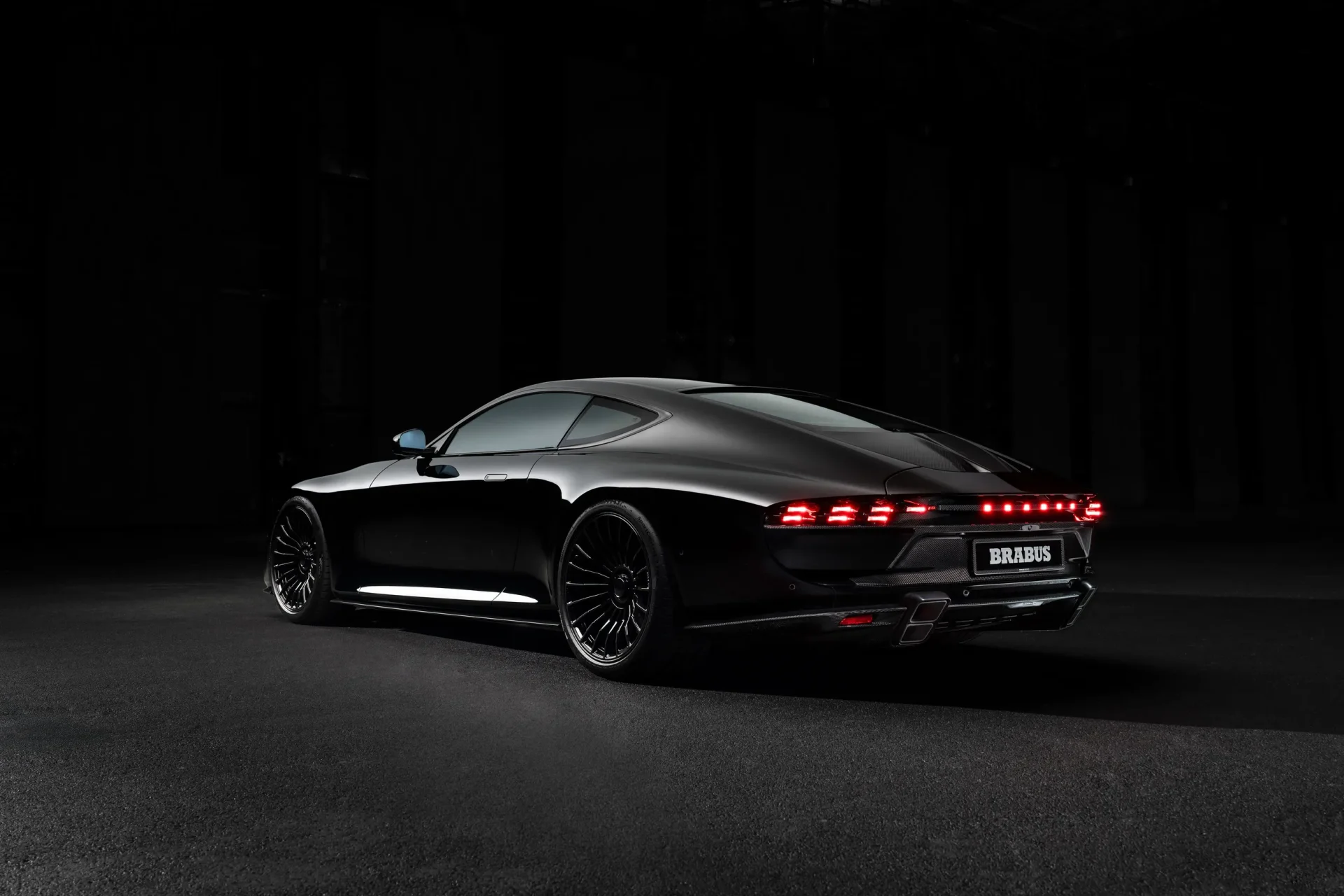Bodo e ексклузивен GT модел од Brabus со V12 мотор базиран на Vanquish